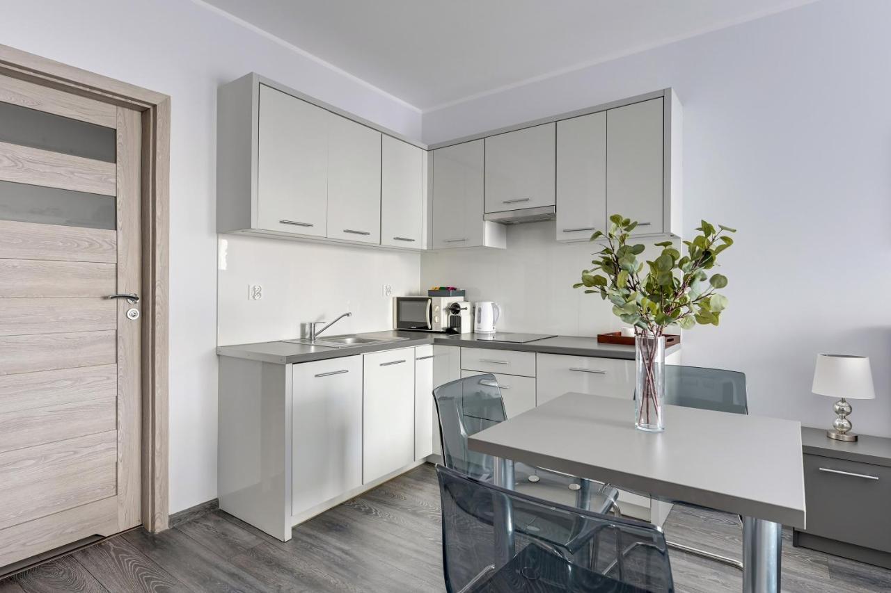 Downtown Apartments Sadova City Center & Parking Гданьск Экстерьер фото