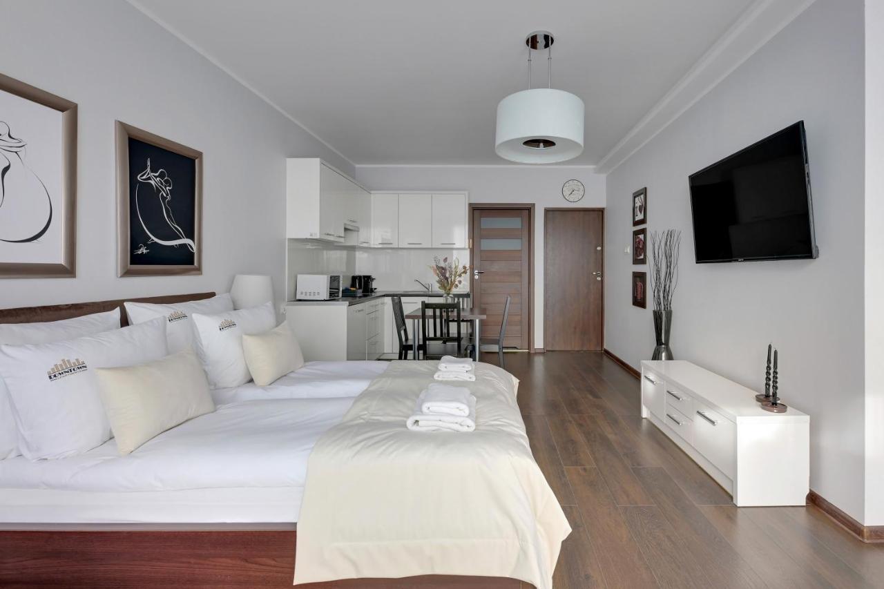 Downtown Apartments Sadova City Center & Parking Гданьск Экстерьер фото